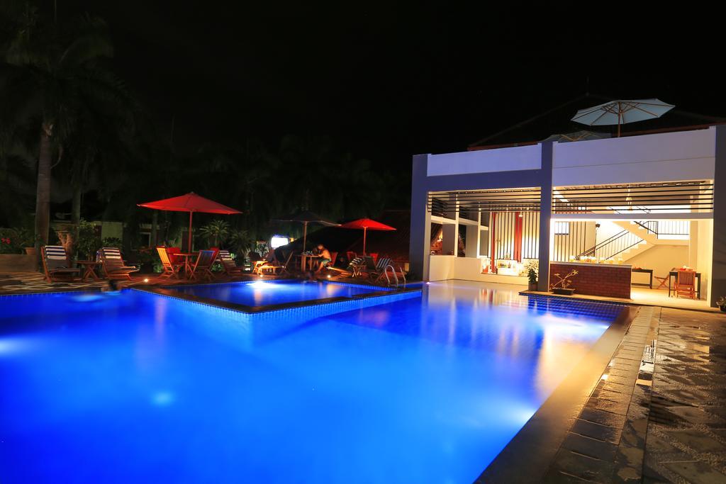 Jazz Senggigi Hotel Bagian luar foto